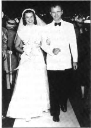 Mardy Peet married William De Loss "Bill" Love 1r. in St. Clements church in Berkeley in April 1952.